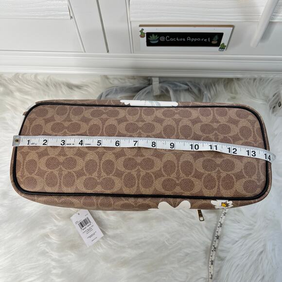 New Women’s Coach Gallery Tote Bag In Signature Canvas With Floral Print - Picture 11 of 12